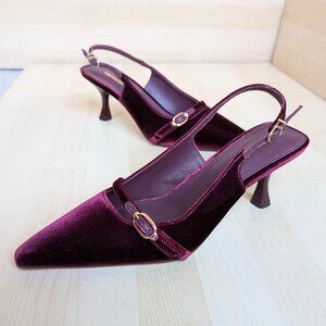 New NWOT Larroude Ines Pump In Wine Burgundy Velvet Sz 8 Pointy Toe Short Heel